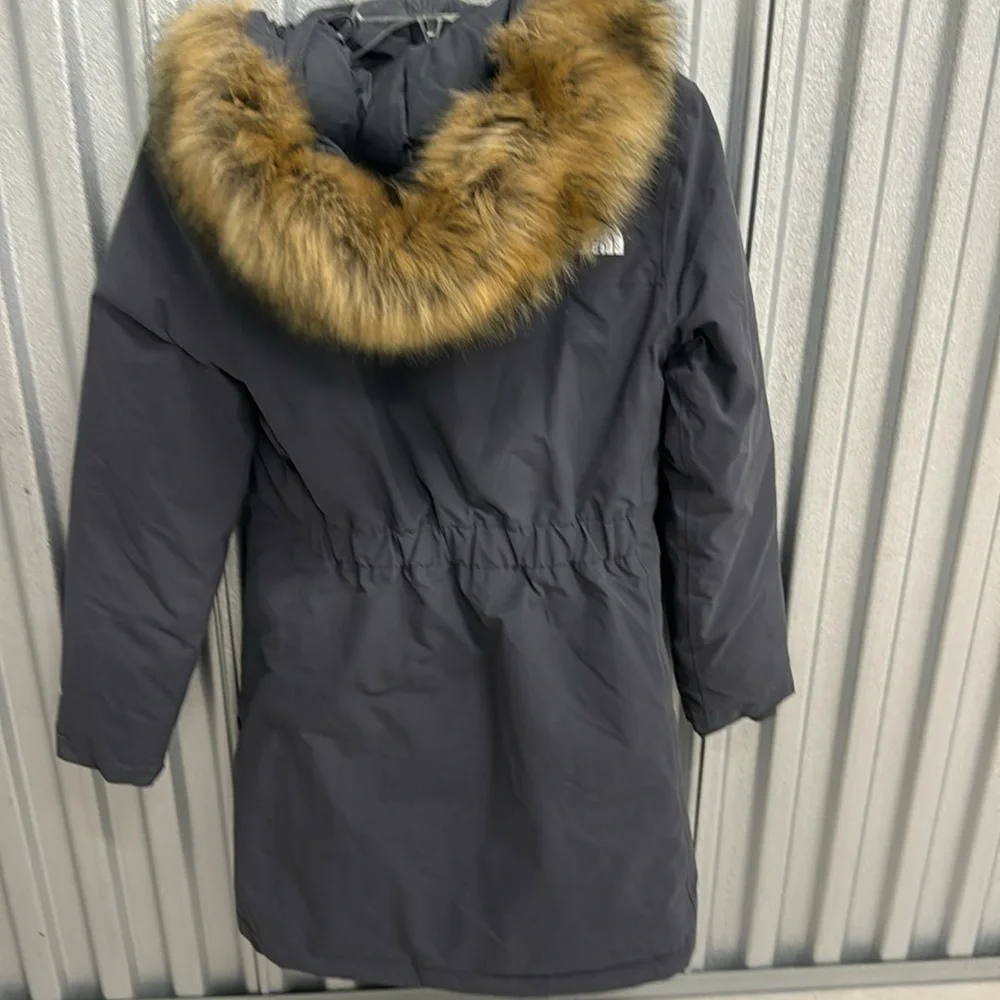 North face - Picture 11 of 16